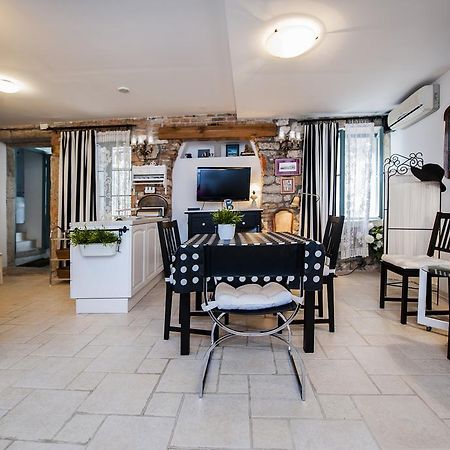 Apartment Art Rovinj Pokoj fotografie