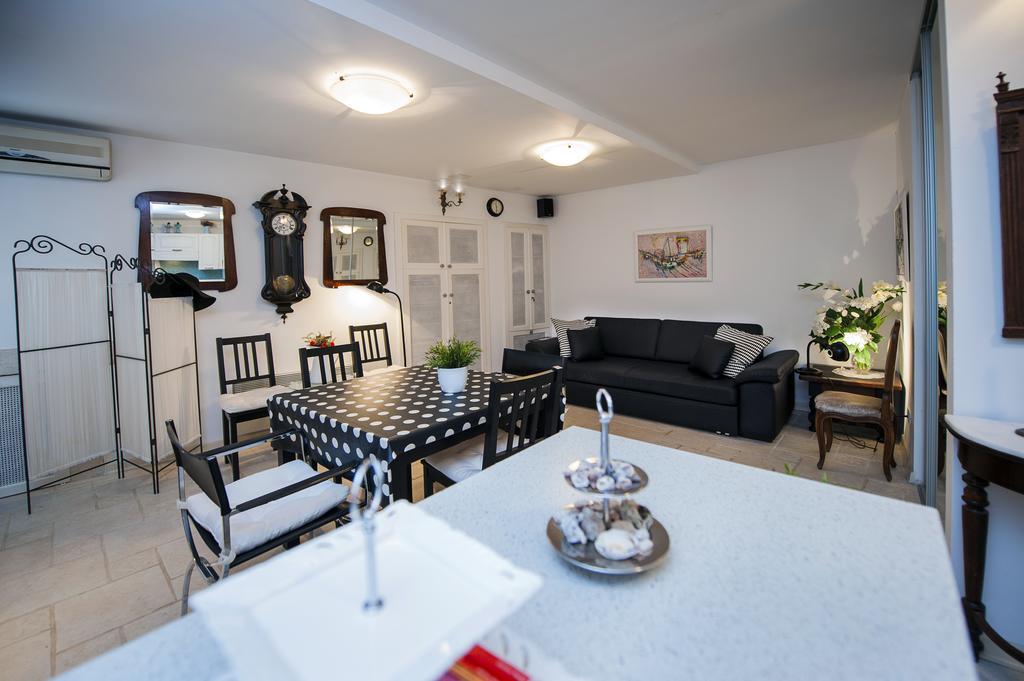 Apartment Art Rovinj Pokoj fotografie