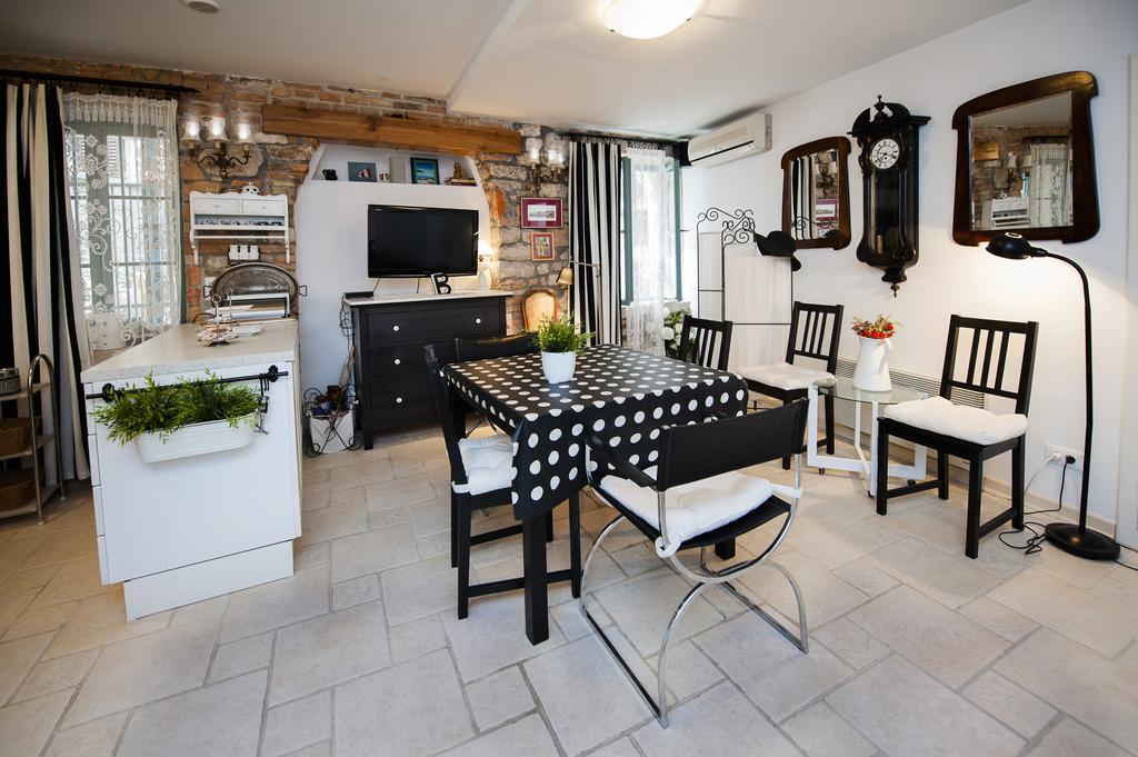 Apartment Art Rovinj Pokoj fotografie